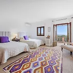 Holiday home Punxa Dalt *